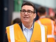 Andy Burnham sediará palestras entre partidos sobre assistência social – mas nem Kemi Badenoch nem Ed Davey podem comparecer depois de ‘receberem apenas 18 horas de antecedência’ – enquanto Nigel Farage é desprezado