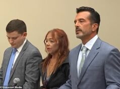 Mãe de Connecticut toma uma atitude legal arriscada depois de conseguir um acordo amoroso por trancar o enteado dentro de uma casa decrépita de horrores por décadas