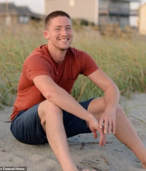 110346343-16016593-Tyler_Wilkin_35_from_Ohio_was_found_with_a_gunshot_wound_to_the_-a-8_178542196727.avif