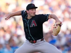 James McCann acertou dois home runs na vitória dos Diamondbacks sobre os Dodgers por 9-2
