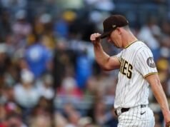 A derrapagem dos Padres continua enquanto os Diamondbacks vencem por 8-0