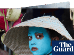 Terra arrasada e uma vespa faminta: Foto do dia – Quarta-feira – The Guardian