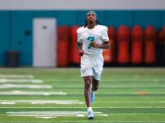 O novato dos Dolphins, WR, revela que seu quarto parece um veterano como líder