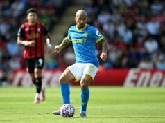 Villa contrata João Gomes do Wolves