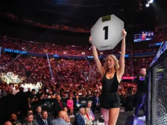 UFC 329: Sophie Cunningham, guardiã da febre, aparece como ring girl antes do co-evento principal