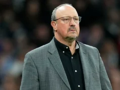 Ex-técnico do Liverpool aberto para vaga na Escócia