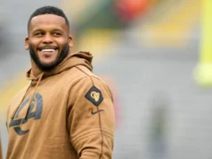 ASSISTIR: Aaron Donald (com equipamento Rams) dá uma lição de segurança aos Steelers
