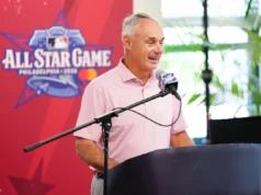 A MLB traça linhas de batalha na luta do CBA com comentários recentes do comissário da MLBPA, Rob Manfred, e do chefe do sindicato, Bruce Meyer