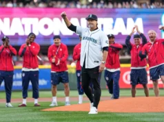 O técnico da USMNT, Mauricio Pochettino, fez um primeiro arremesso perfeitamente aceitável no jogo dos Mariners