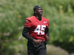 Antevisão da escalação do campo de treinamento do Arizona Cardinals: TE Rivaldo Fairweather