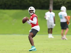 Dolphins QB Malik Willis desceu para a surpreendente categoria de quarterbacks da NFL