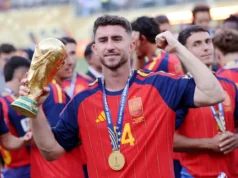 O Barcelona admira o zagueiro vencedor da Copa do Mundo, mas uma transferência é improvável