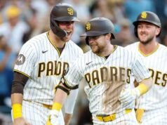 Jake Cronenworth dá um susto e leva Padres a ultrapassar Diamondbacks