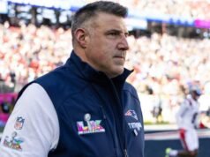 Mike Vrabel está bem ciente do desejo dos Patriots de adicionar armas ofensivas
