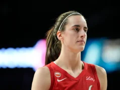 Caitlin Clark enfrenta penalidade da WNBA após sofrer a 6ª falta técnica da temporada