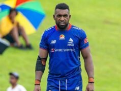 Nasova permaneceu em Fiji depois que a transferência do Newcastle fracassou