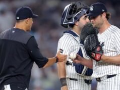 Aaron Boone, dos Yankees, é o responsável pela derrota para os Dodgers
