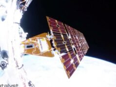 Nave espacial enviada para resgatar o telescópio da NASA está tendo seus próprios problemas