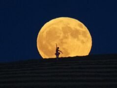 A lua cheia de julho encanta os observadores do céu em todo o mundo. Aqui estão nossas principais fotos da Royal Bak Moon