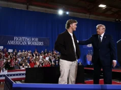 John Harbaugh, dos Giants, dá crédito aos jogadores por navegarem no drama de Jackson Dart-Trump