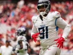 Os Giants reivindicaram DL CJ Ravenel isenções