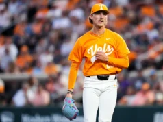 Os prós e contras de os Cubs selecionarem Brandon Arvidson do Tennessee no Draft da MLB de 2026