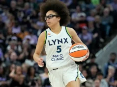 A estreante estrela do Lynx, Olivia Miles, deixou o jogo mais cedo.