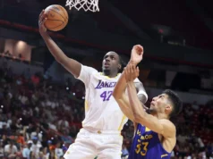 O Lakers está assinando com Arthur Kaluma um contrato bidirecional