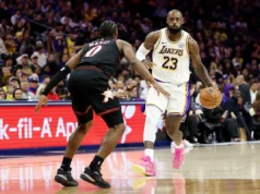 Relatório: Trio de estrelas dos Sixers persegue LeBron James em agência gratuita