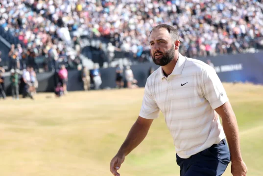 Scotty Scheffler defende Bryson DeChambeau após incidente de pênalti no The Open: ‘Ele definitivamente não é um trapaceiro’