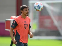 As negociações do Benfica para João Palhina continuam enquanto persistem pontos de discórdia
