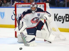 Blue Jackets assinam com o goleiro Jett Greaves por US$ 15 milhões, contrato de 3 anos até a temporada 2028-29