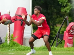 Chiefs TE Trey Watson já elogiou o talento na sala tight end