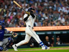O home run de 3 corridas de Outman e o RBI de Dingler levaram os Tigers a uma vitória por 4-3 sobre o Royals.