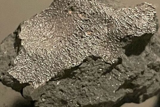 Química de outro mundo encontrada no famoso meteorito de Hillsborough: Alerta científico