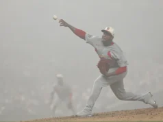 ‘Não podemos ver a bola’: Nevoeiro espesso atrasa Wrigley Field, desliga o sistema de desafio ABS em Cardinals-Cubs