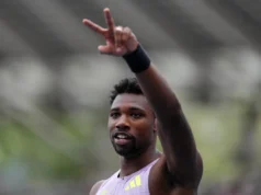 Sha’Kary Richardson e Noah Lyles percorrem a primeira rodada dos 100 metros no Campeonato de Pista dos EUA.