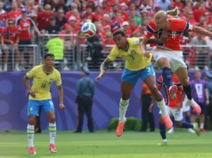 Uma imagem notável: o cabeceamento de Erling Haaland dá a liderança à Noruega