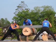 Três mulheres estabeleceram recordes mundiais no Campeonato Mundial Anual de Lenhadores de Wisconsin