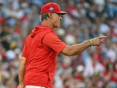 Phillies precisa trocar swing por este jogador do Red Sox
