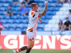 Bradford venceu Huddersfield pela primeira vitória fora