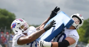Antevisão do campo de treinamento do Buffalo Bills de 2026: linha ofensiva