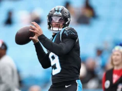 Onde está Bryce Young dos Panteras na classificação QB da PFF para 2026?