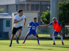 Árbitro em campo – Yahoo Sports