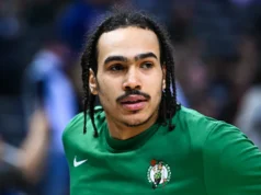 O Boston Celtics se esquivou de Dalano Banton e Tax