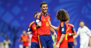 “Ele merece este troféu” – Mark Cukrella presta homenagem a Rodri, do Man City, após ganhar a Bola de Ouro da Copa do Mundo