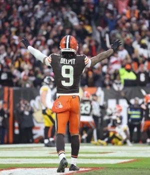 https2F2Fmedia.zenfs_.com2Fen2Fcleveland_browns_wire_usa_today_sports_articles_7242F0d1d7c0d2ab.webp