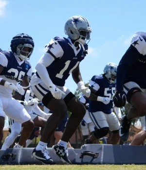 https2F2Fmedia.zenfs_.com2Fen2Fdallas_cowboys_wire_usa_today_sports_articles_6932F62e7d5f76e1d3.webp