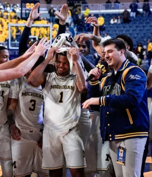 https2F2Fmedia.zenfs_.com2Fen2Fdetroit_free_press_usa_today_sports_articles_6552F70534e5bbbbe00.webp