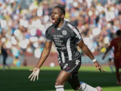 O atacante da Udinese Davies pediu o retorno de Zaniolo em meio a cancelamentos de contrato